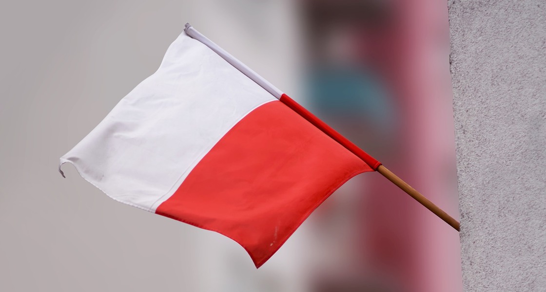 Wywieś flagę z okazji Chrztu Polski