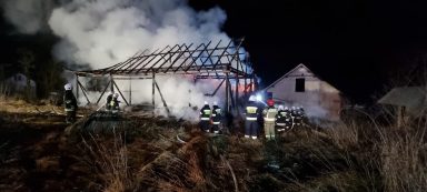 W Olszanie z pożarem walczyło 55 strażaków