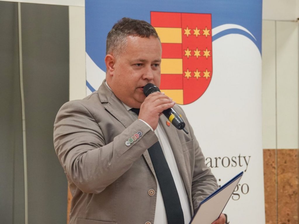 Umowy na kolejny okres działalności Szkółek Ginących Zawodów uroczyście wręczone